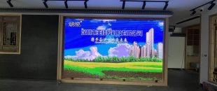 觸控延遲0.01秒 vs 0.1秒：差10倍的價(jià)格背后，會(huì)議平板觸控技術(shù)的水有多深？”